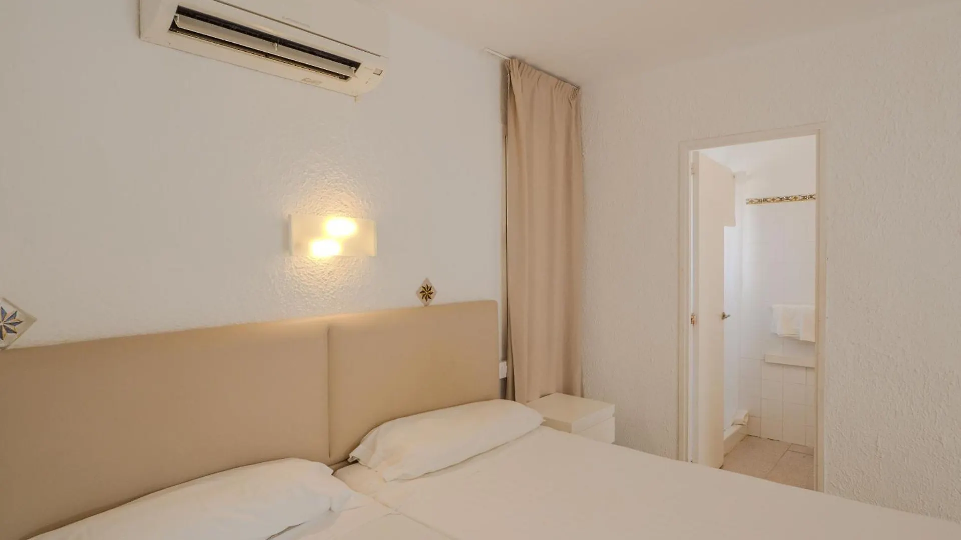 **  מלון Cabo Regana  Sun Club El Dorado ספרד